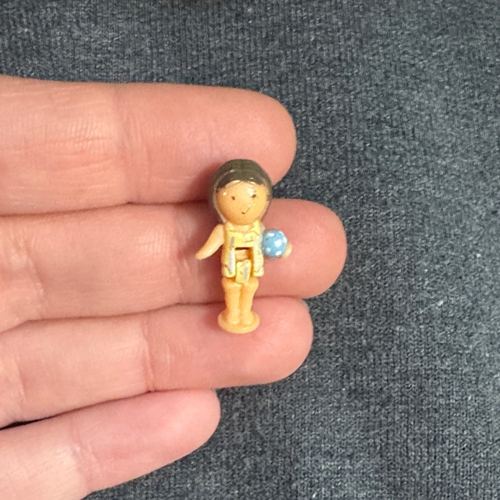 Polly Pocket Vintage 1993 Beach Cafe Bluebird Toys little girl